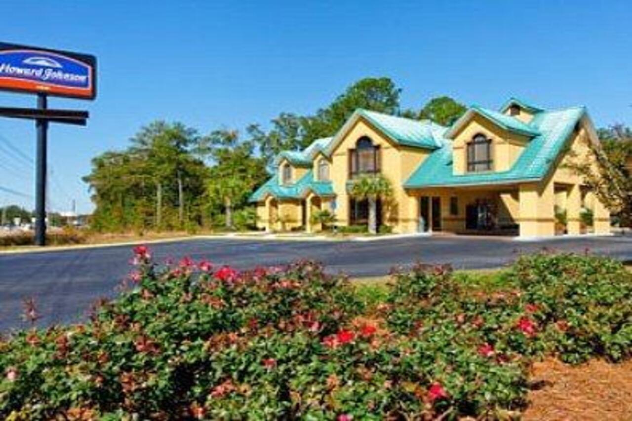 Howard Johnson By Wyndham Dothan Exterior photo